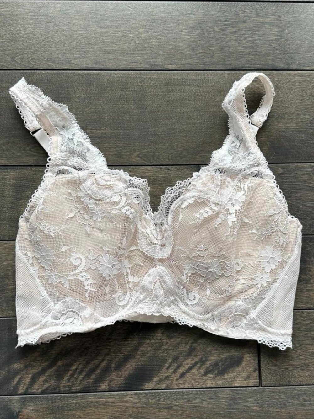 Victoria's Secret Lace Bra - NEW